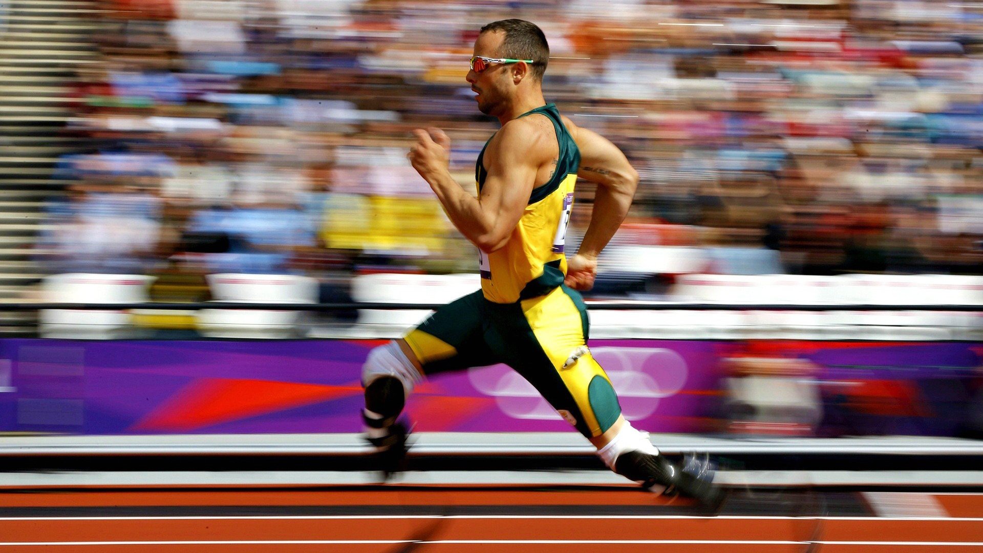 开云体育视频直播-_酷炫霓虹滑板：城市夜行的时尚运动_，滑板 炫酷